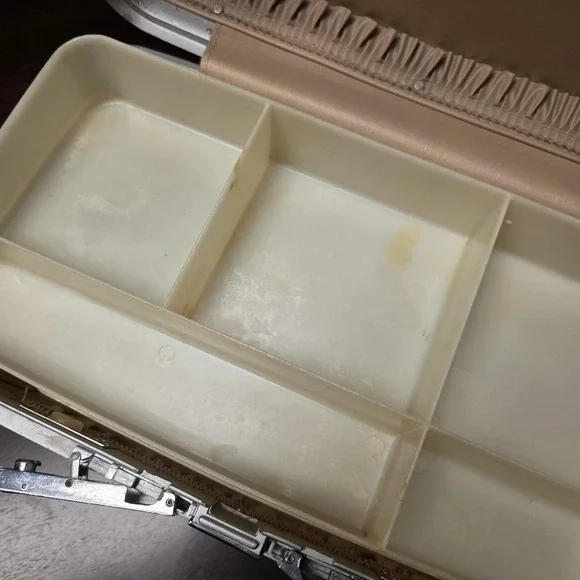 Samsonite Contoura Train Makeup Case Hardshell White Cream Pouch Lining Tray GUC - Picture 6 of 11